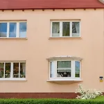 Seeperle mit eigenem Strandkorb